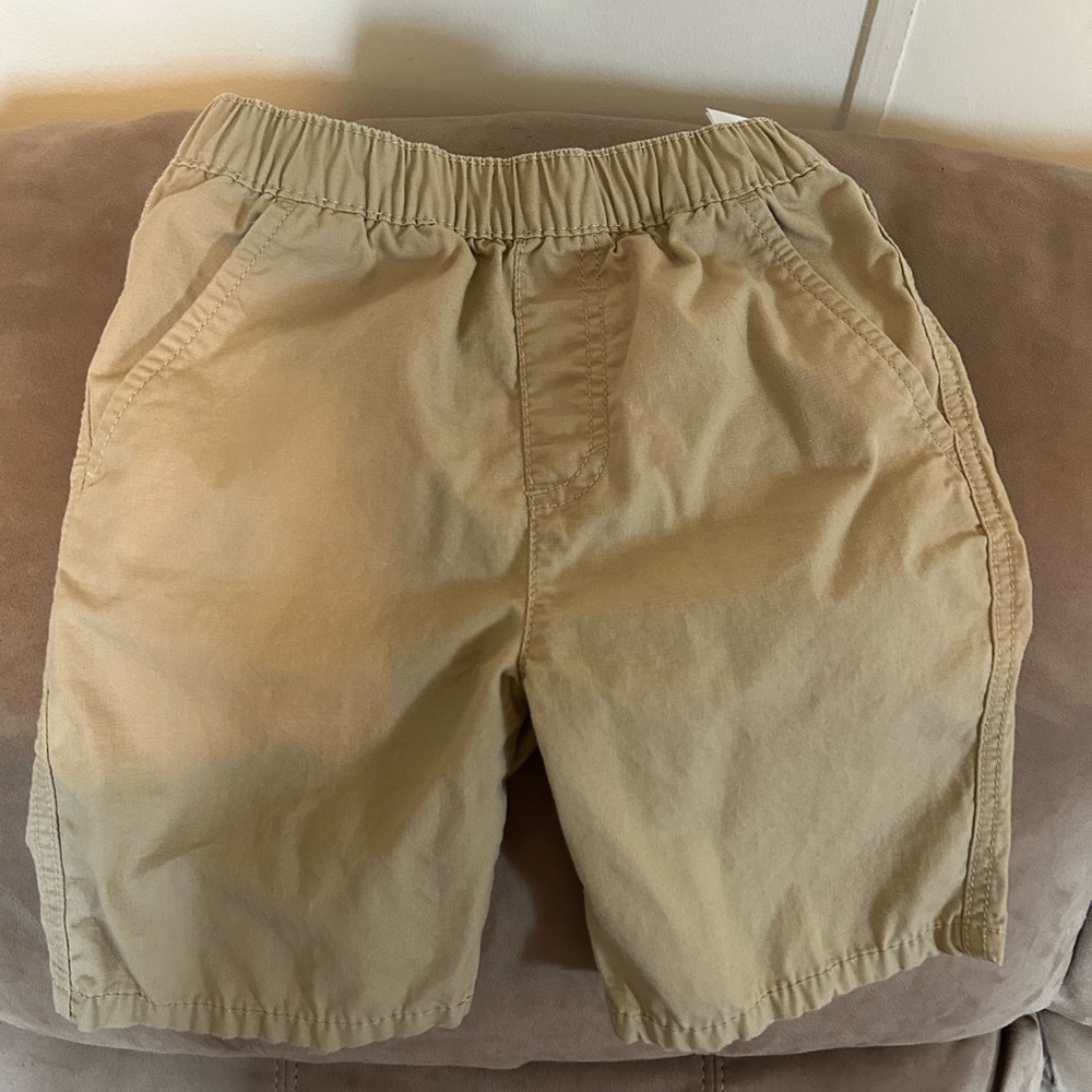 Levi’s boy size 7 shorts